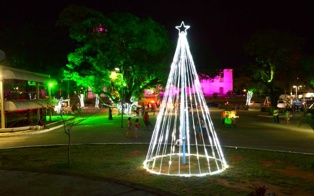 Prefeitura antecipa inauguração da decoração de Natal | Prefeitura de Maricá
