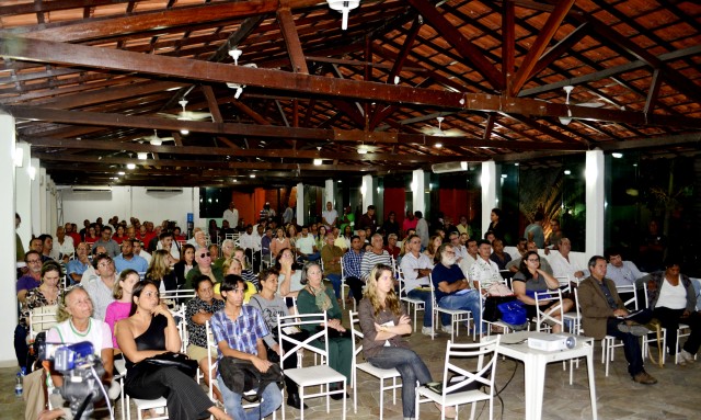 Audiência pública em Maricá apresenta Plano Municipal de Saneamento Básico