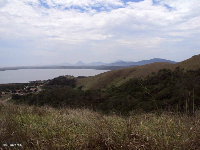 imagem do alto do Morro do Peçanha, em Jaconé
