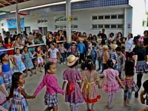 Fim de semana de festas culturais em escolas municipais