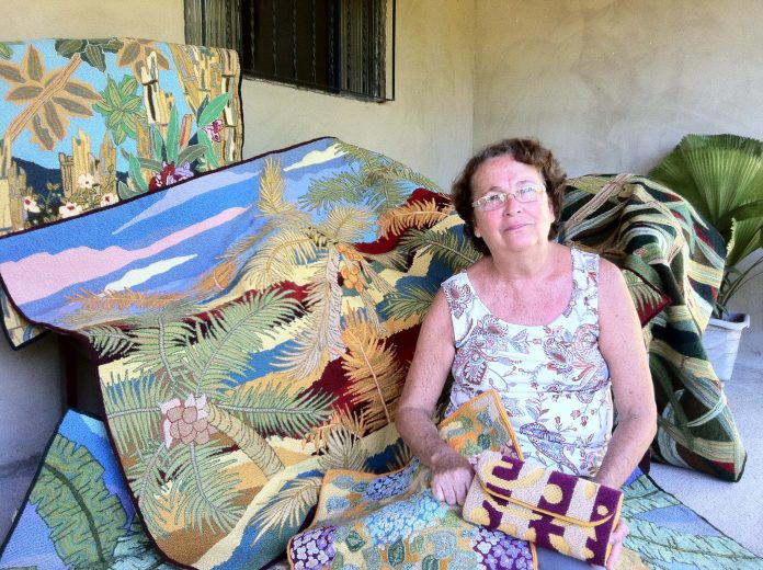 Artesãs do Espraiado mantém viva a arte das tapeçarias