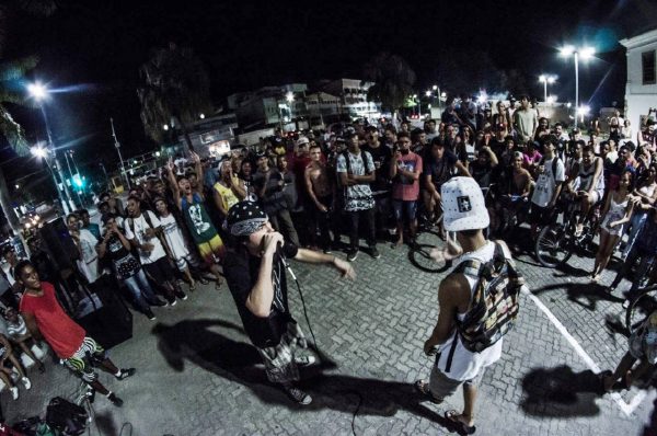 Imagem da Batalha de MCs no projeto Quinta Sintonia