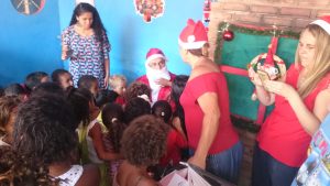 Festa de Natal reúne crianças no CREAS