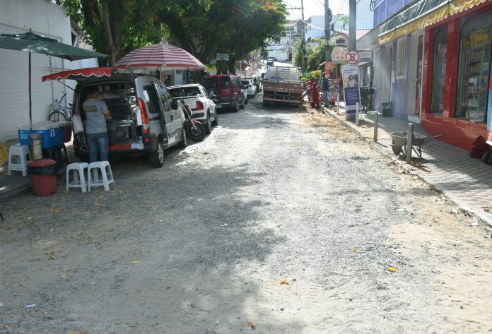 Imagem da pavimentação da Rua Expedicionário Luiz Manoel Ferreira no Centro