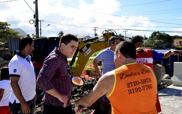 Prefeitura intensifica obras em Itaipuaçu