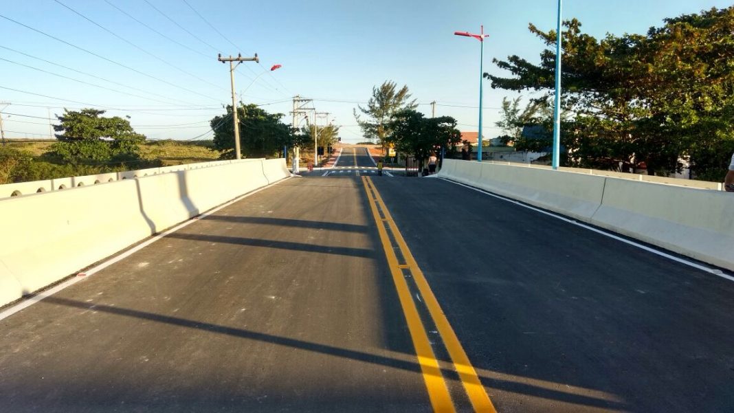 O prefeito Fabiano Horta inaugurou a nova ponte da Avenida Zumbi dos Palmares