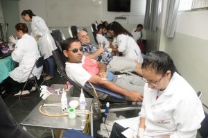 Maricaenses marcam presença em campanha de doação de sangue