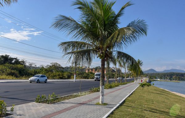 Antiga Estrada do Boqueirão tem pista alargada em obras da nova orla