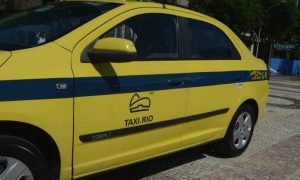 Economia Solidária estuda implantação de aplicativo de táxi com pagamento pelo cartão Mumbuca
