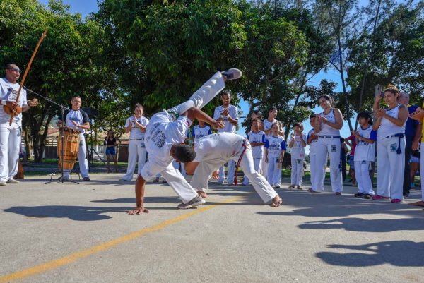 Maricá+Esporte encerra atividades de capoeira em Itaipuaçu