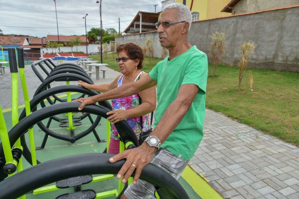 Novas praças e urbanização mudam a vida de moradores do loteamento Las Palmas