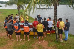 Capitania dos Portos realiza instrução prática do curso ETSP no Boqueirão