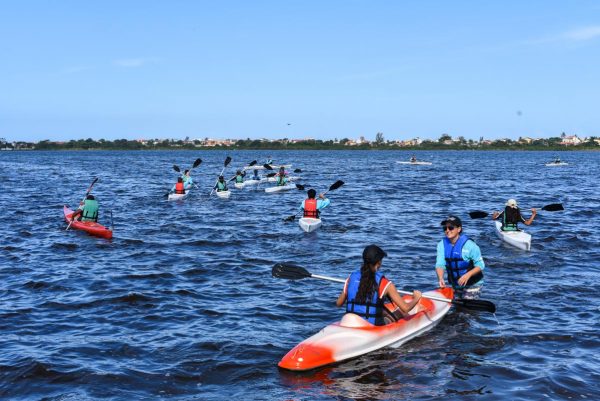 Projeto Navegar realiza travessia entre Boqueirão e Araçatiba 