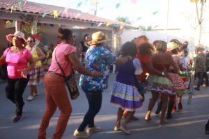 Terceira Idade de Itaipuaçu realiza primeira festa junina em sua nova casa