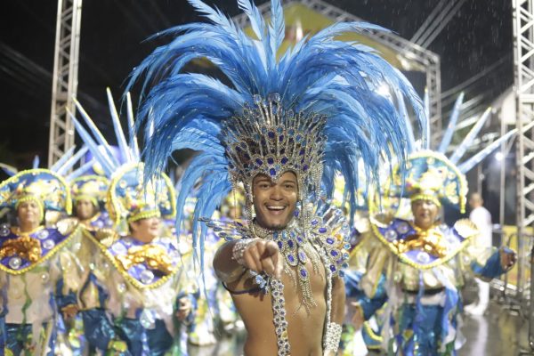 Desfiles das escolas de samba do município encerram o “Carnaval Maricá 2020”