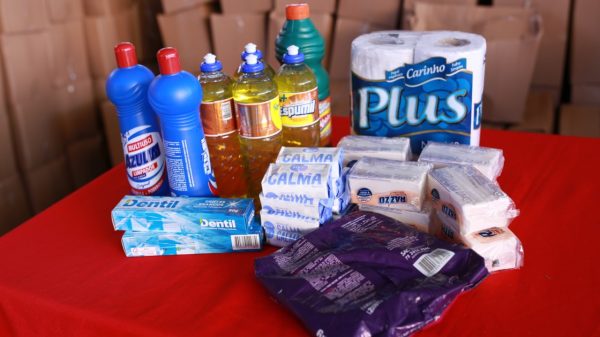 Prefeitura já distribuiu mais de 60 mil kits de higiene durante a pandemia