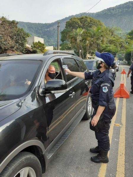 Barreiras impediram a entrada de mais de 1800 veículos em Maricá no feriado