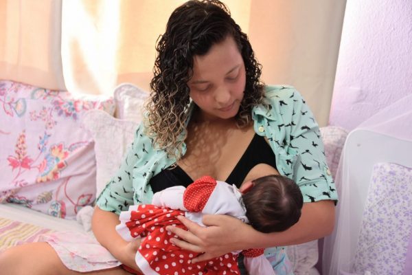 Saúde celebra o Agosto Dourado, campanha pelo aleitamento materno 