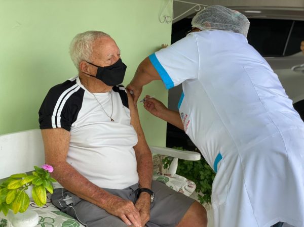 Maricá recebe novas doses da vacina Coronavac