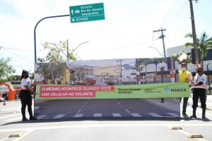 Semana Nacional do Trânsito: Prefeitura realiza ação de conscientização sobre os riscos do uso do celular ao volante