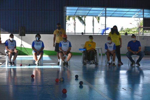 Prefeitura faz inclusão social associada ao esporte para pessoas com deficiência