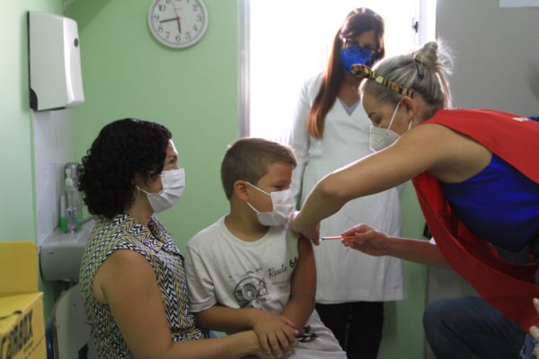 Maricá retoma vacinação infantil contra a Covid-19 nesta quarta-feira