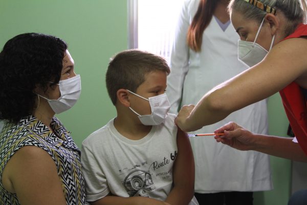 Maricá inicia repescagem de vacinação infantil contra a Covid-19 em novos locais