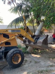 Construção irregular é demolida em área pública de Itaipuaçu