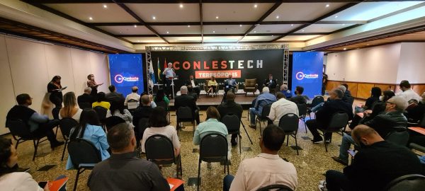 Maricá reforça união do interior do estado pela tecnologia, em congresso em Teresópolis