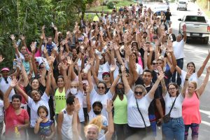 Caminhada celebra 9 anos do programa Viver Bem